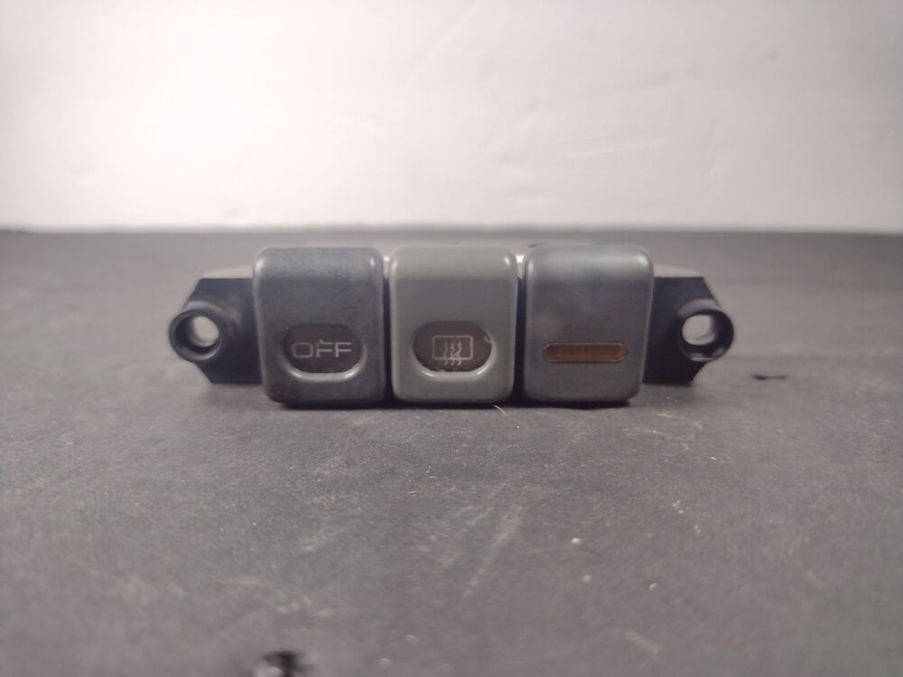 1985-89 FIREBIRD TRANS AM GTA FORMULA REAR WINDOW DEFROSTER SWITCH CONTROL TPI